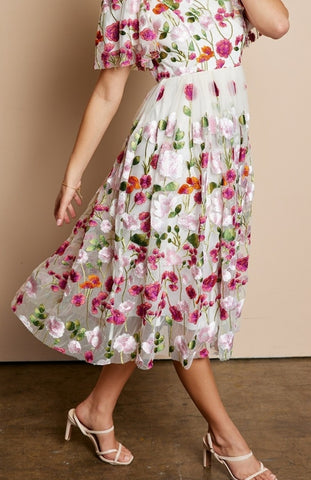 Size Medium Floral Embroidered Lined Tulle Dress
