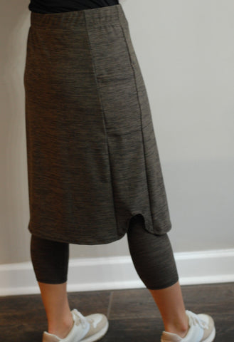 Dark Green Space Dye Pencil Style Side Pocket Athletic Skirt with Built in Leggings