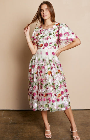 Floral Embroidered Lined Tulle Dress