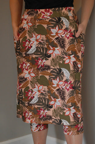 Tropical Print Green Swim Skirt with Side Pockets